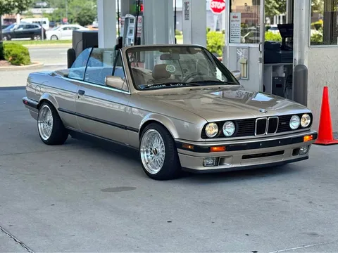 1992 BMW 3 Series 318i Convertible 2D