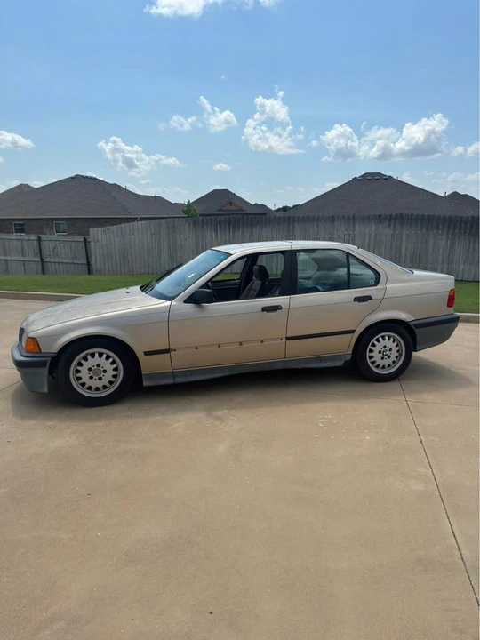 1992 BMW E36 3 Series - Image 3 of 12