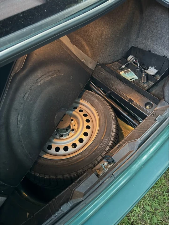 1992 BMW E36 3 Series - Image 10 of 11