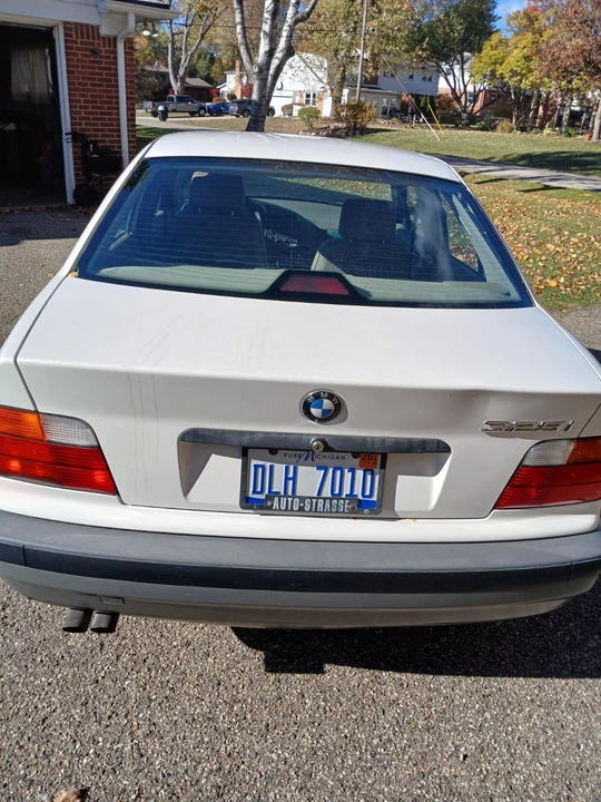 1992 BMW E30 3 Series - Image 9 of 19