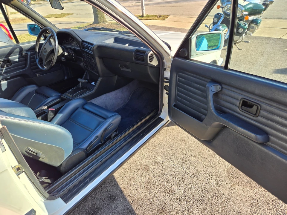 1992 BMW E30 3 Series - Image 8 of 13