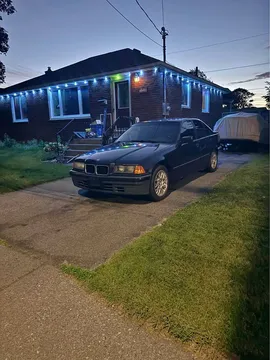 1992 BMW 3 Series 318i