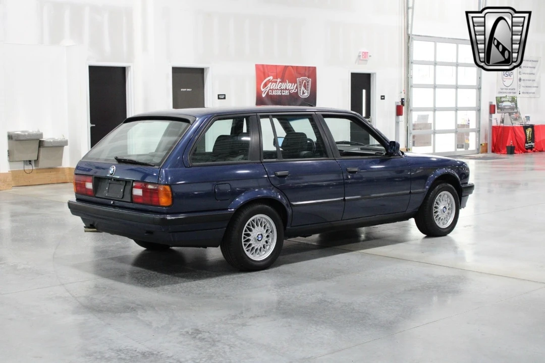 1992 BMW E30 3 Series - Image 5 of 12