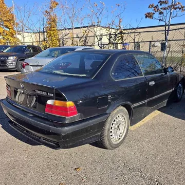 1992 BMW 325is