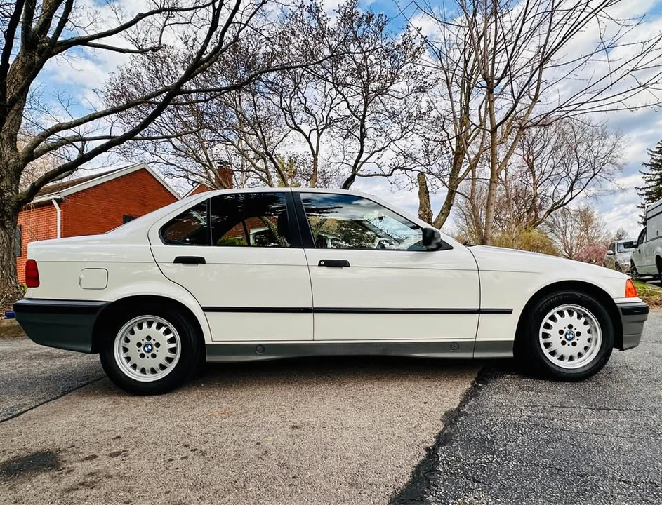 1992 BMW E36 3 Series - Image 3 of 13