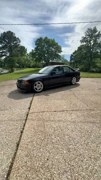 1992 BMW 325i Sedan