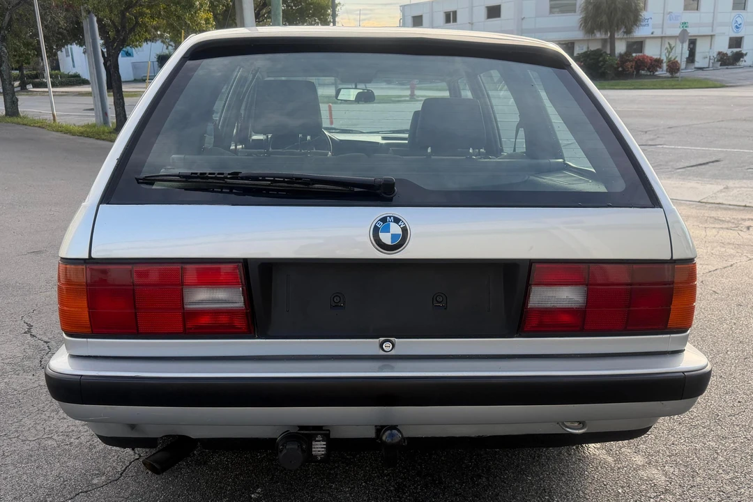 1992 BMW E30 3 Series - Image 5 of 31