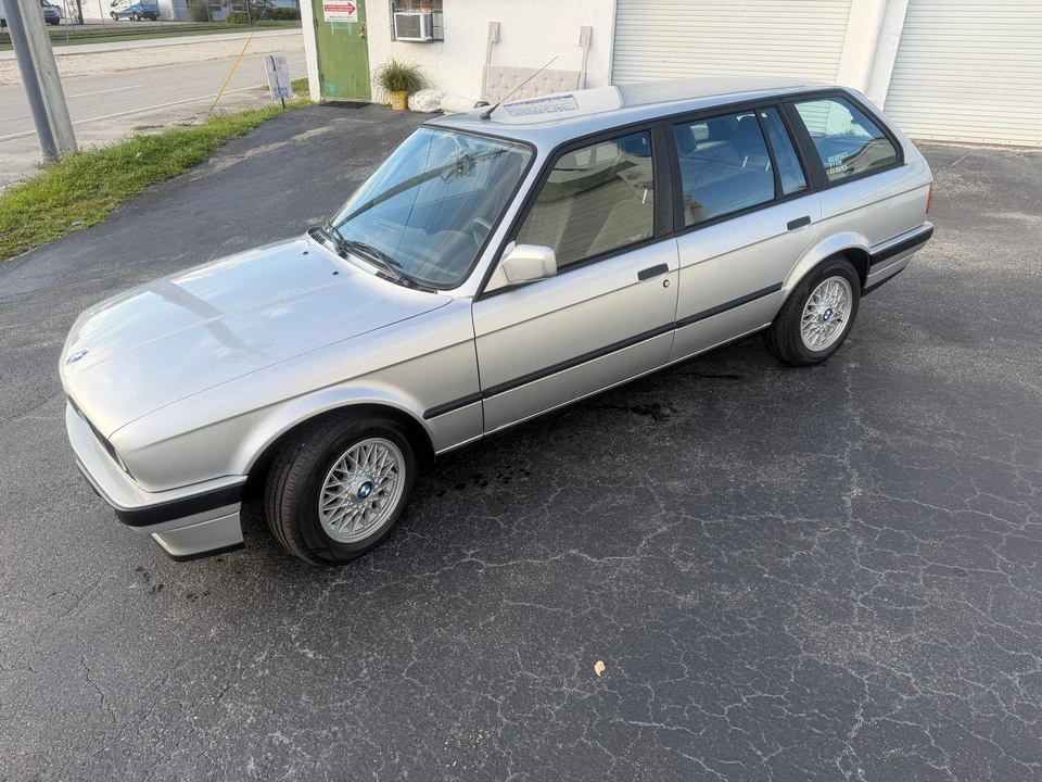1992 BMW E30 3 Series - Image 9 of 31