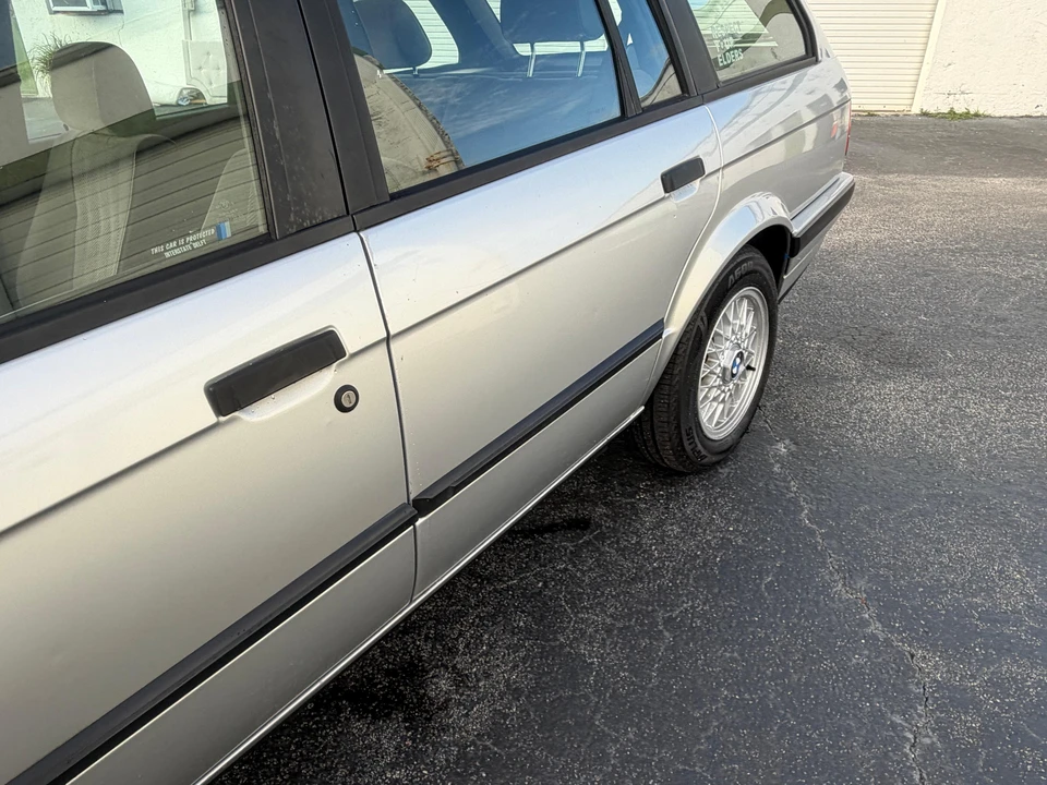 1992 BMW E30 3 Series - Image 19 of 31