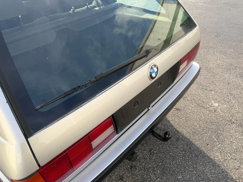 1992 BMW E30 3 Series - Image 27 of 31