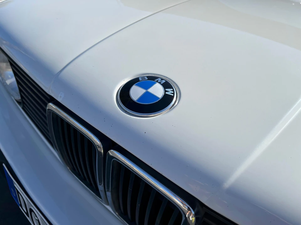 1992 BMW E30 3 Series - Image 10 of 28
