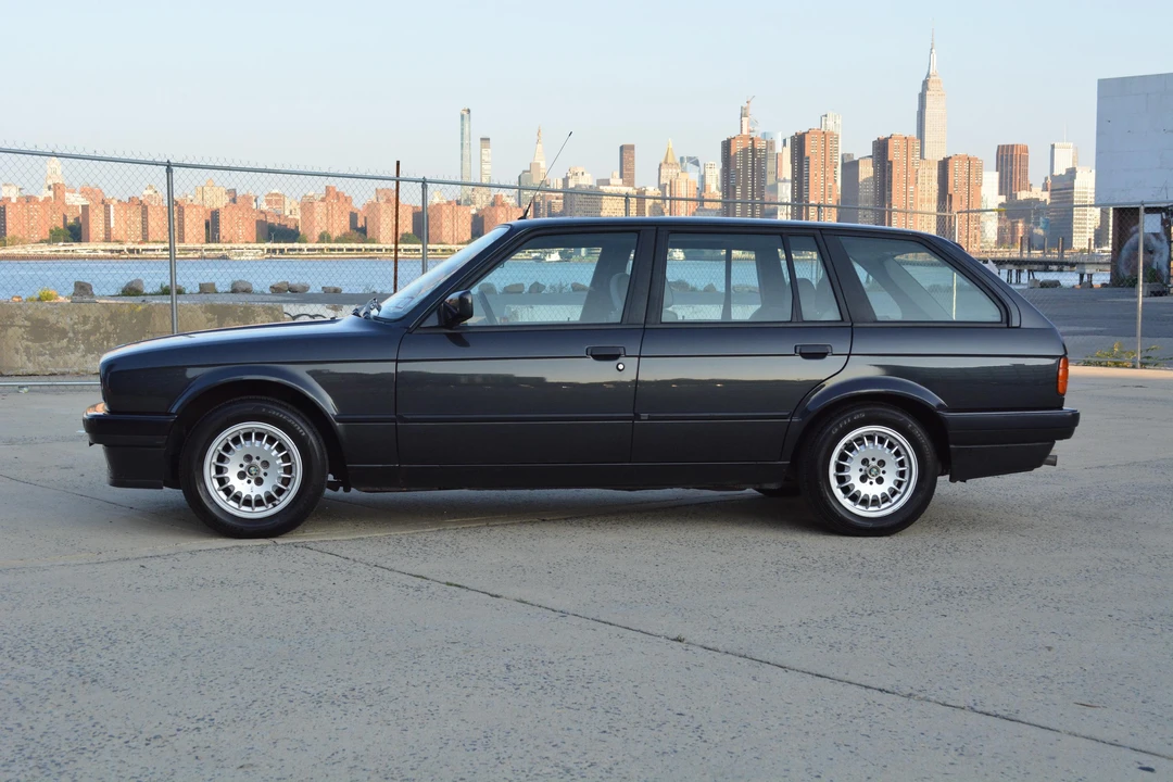 1992 BMW E30 3 Series - Image 10 of 31