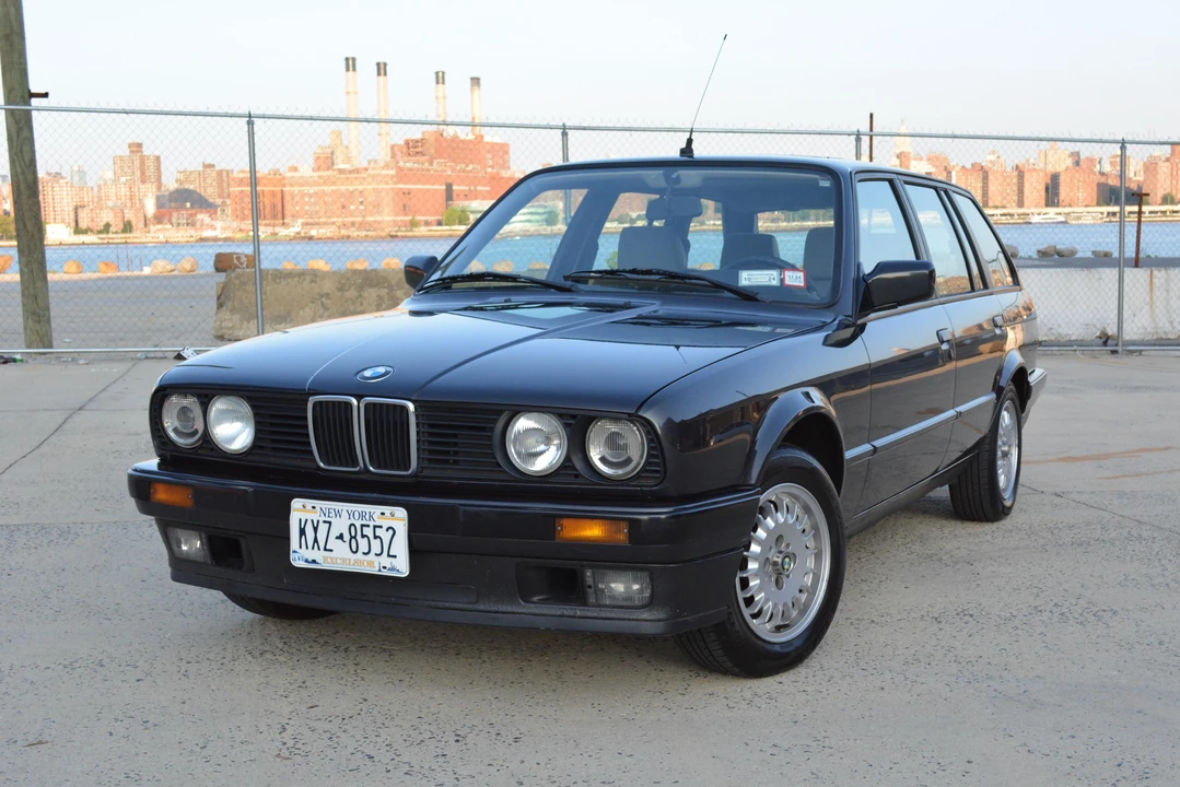 1992 BMW E30 3 Series - Image 8 of 31