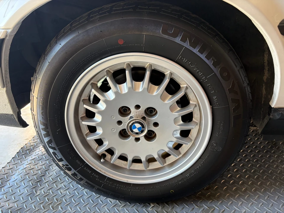 1992 BMW E30 3 Series - Image 28 of 31