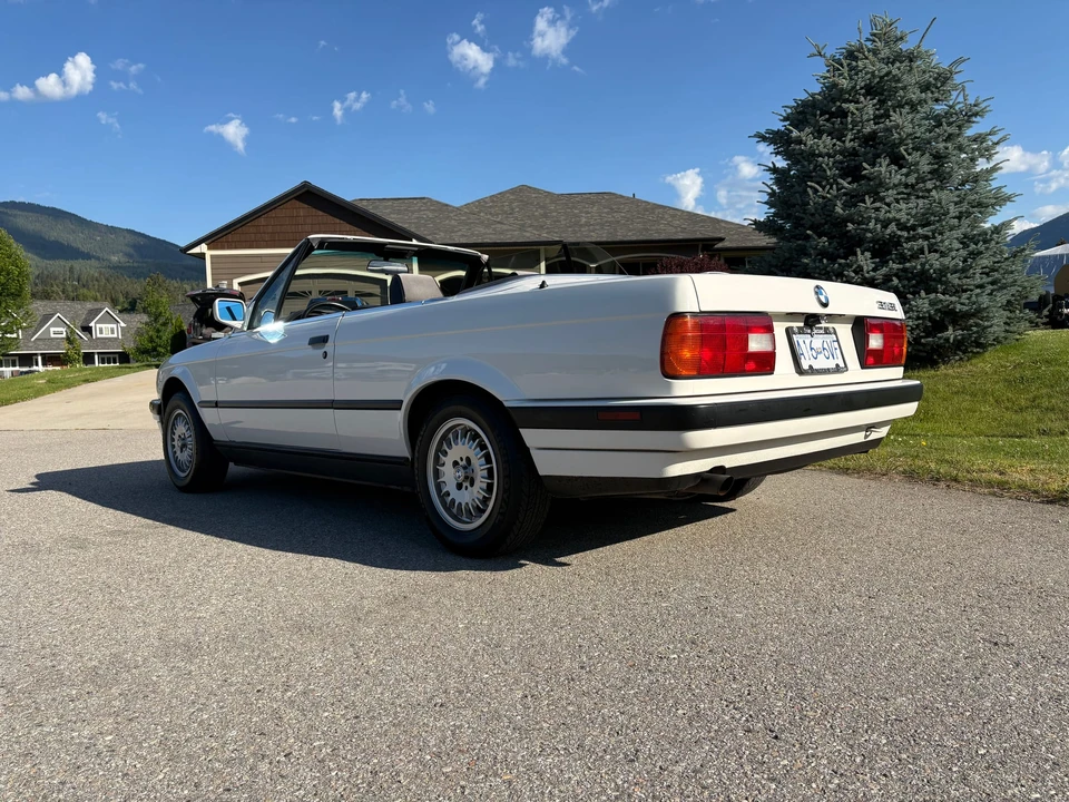 1992 BMW E30 3 Series - Image 15 of 31