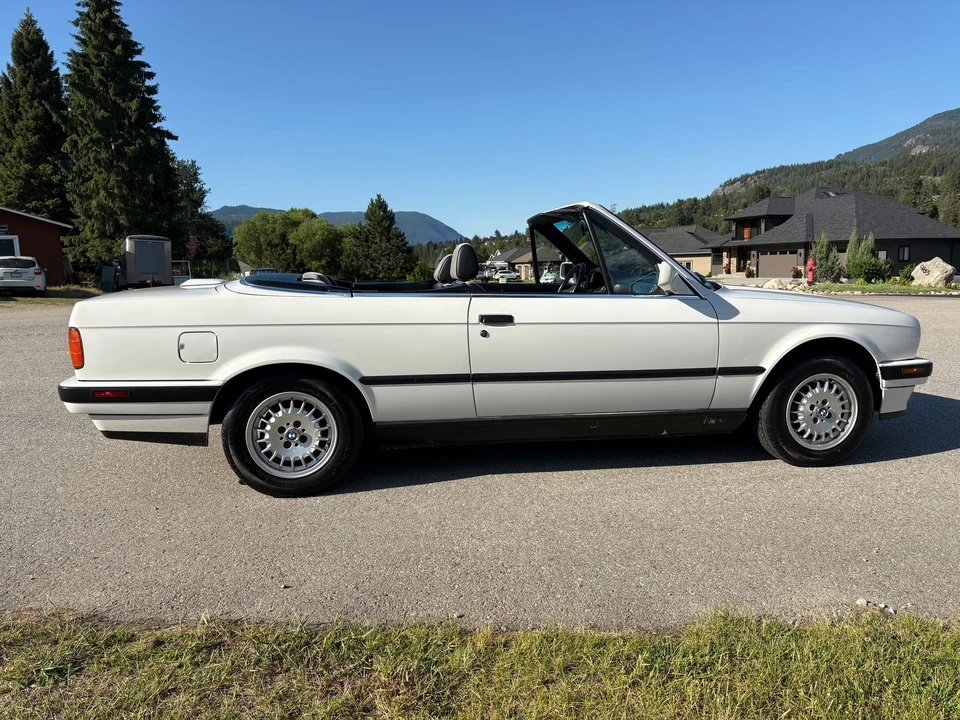 1992 BMW E30 3 Series - Image 9 of 31