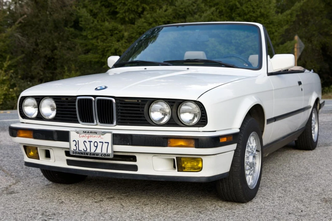 1992 BMW E30 3 Series - Image 11 of 31