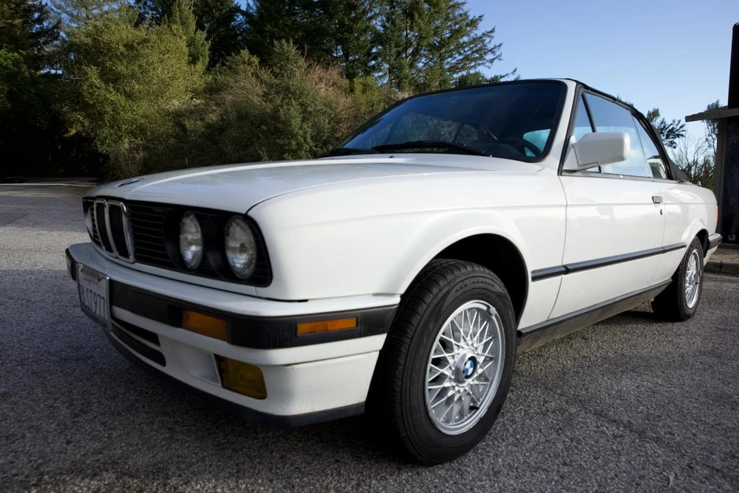 1992 BMW E30 3 Series - Image 4 of 31