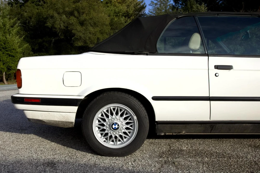 1992 BMW E30 3 Series - Image 21 of 31