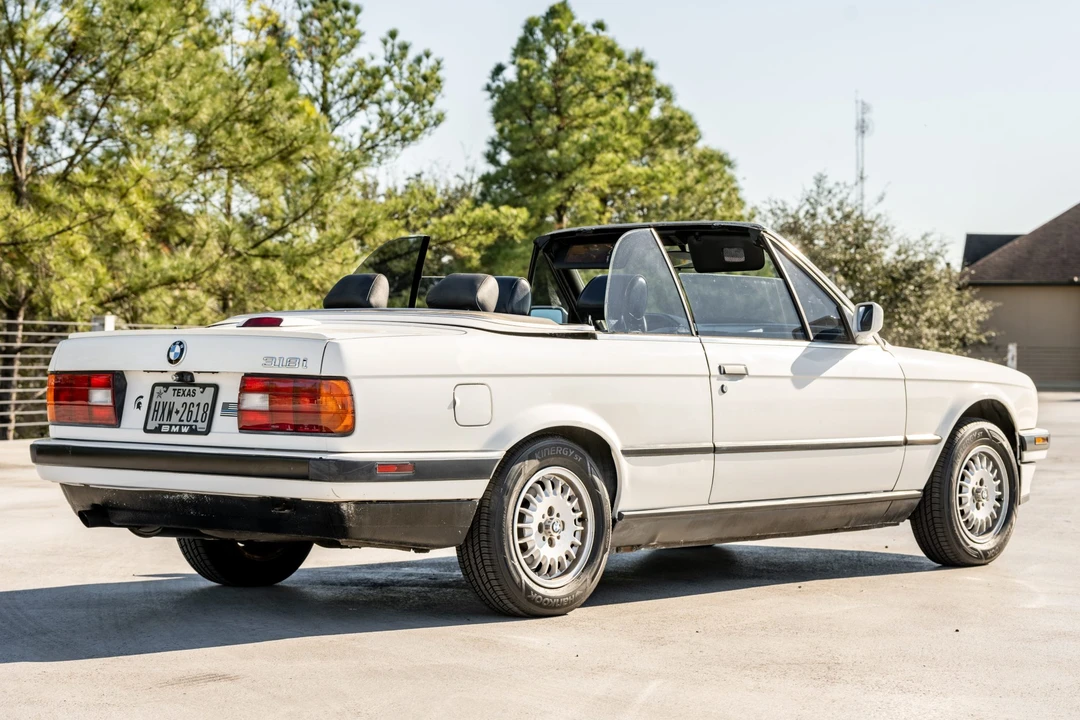 1992 BMW E30 3 Series - Image 19 of 31