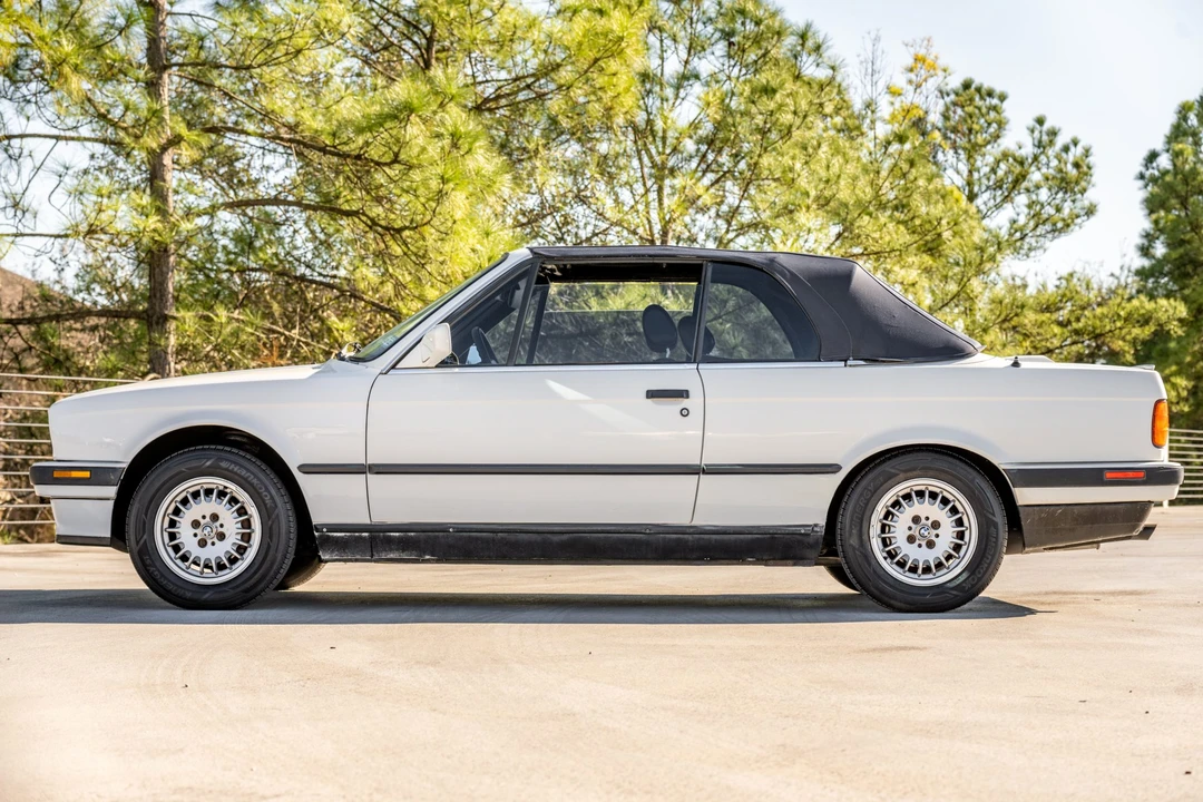 1992 BMW E30 3 Series - Image 8 of 31