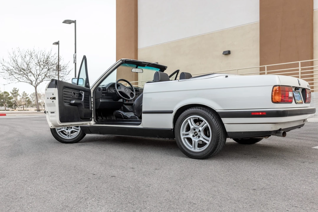 1992 BMW E30 3 Series - Image 22 of 31