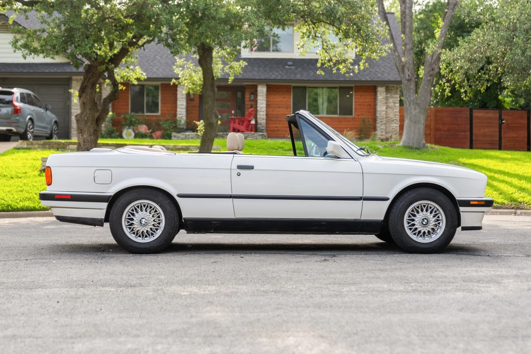 1992 BMW E30 3 Series - Image 4 of 31