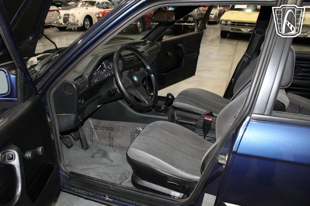1992 BMW E30 3 Series - Image 7 of 12