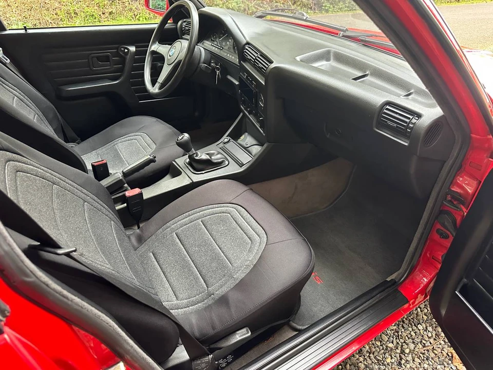 1992 BMW E30 3 Series - Image 13 of 15