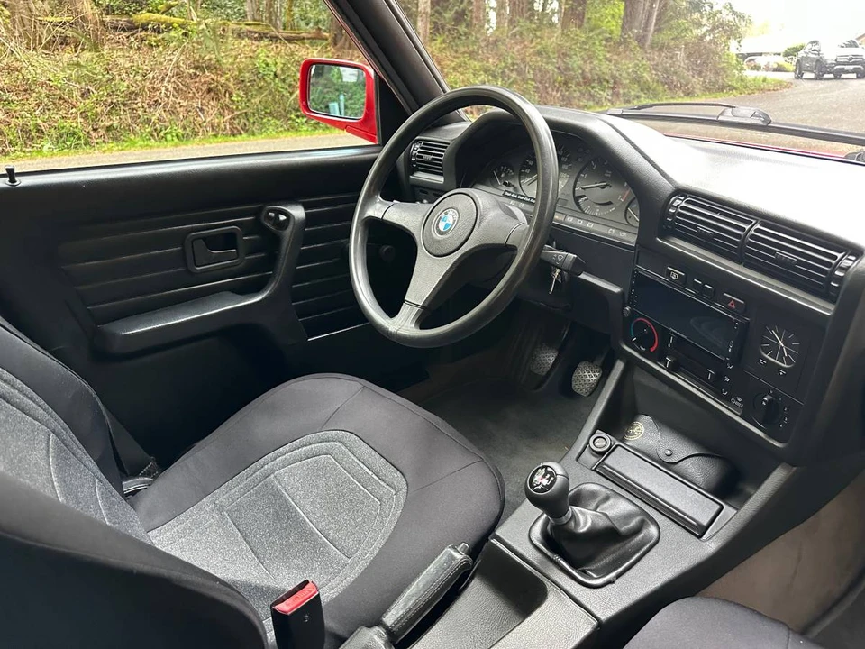 1992 BMW E30 3 Series - Image 12 of 15