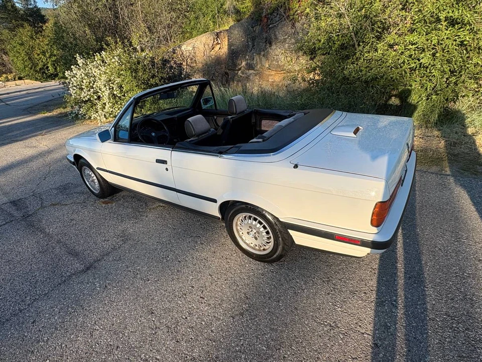 1992 BMW E30 3 Series - Image 3 of 11