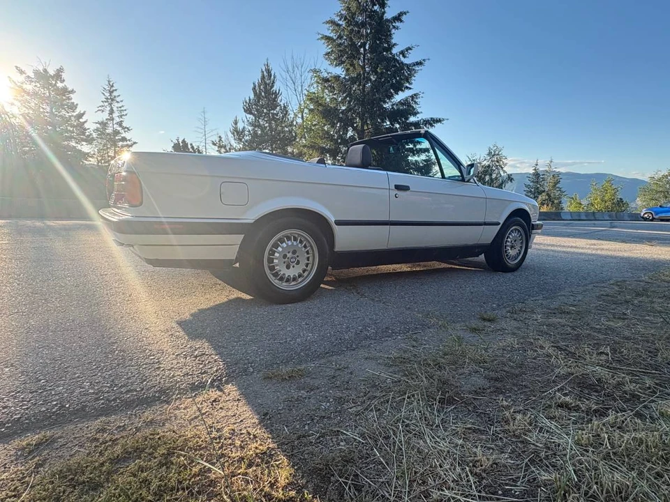 1992 BMW E30 3 Series - Image 4 of 11