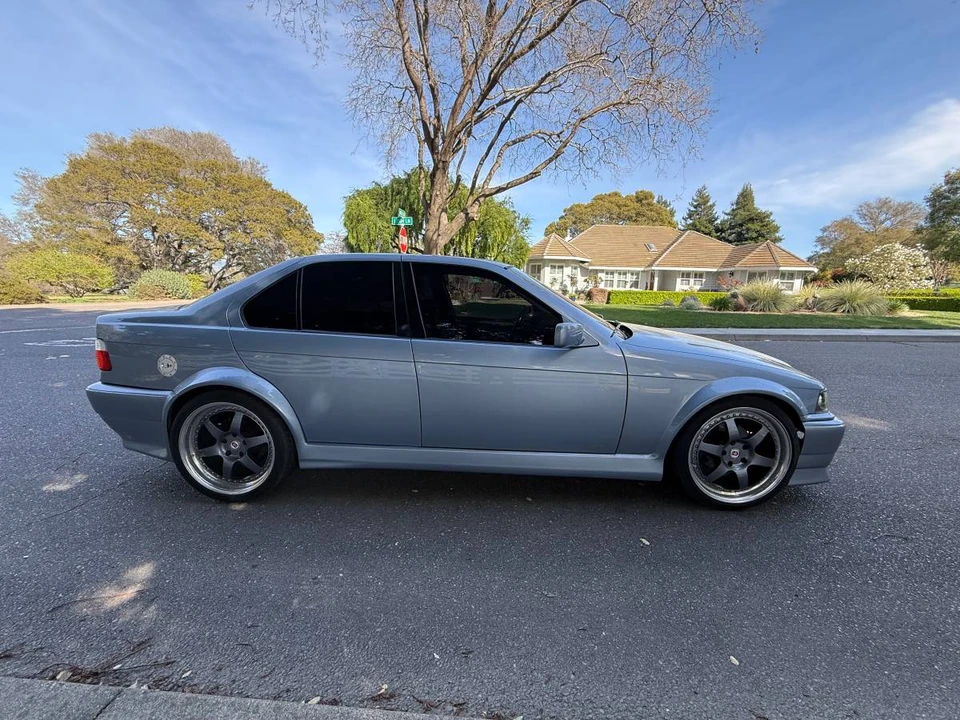 1992 BMW E36 3 Series - Image 2 of 13
