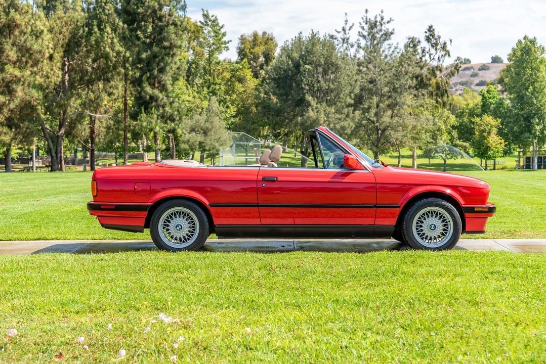 1992 BMW E30 3 Series - Image 5 of 31