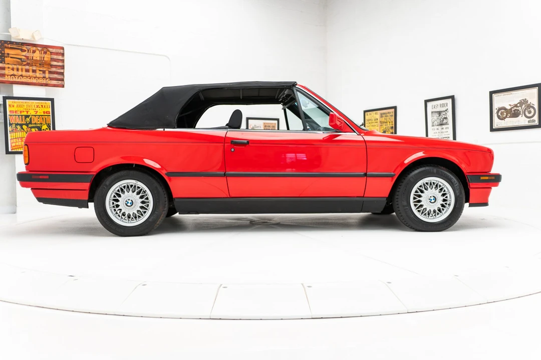 1992 BMW E30 3 Series - Image 11 of 31