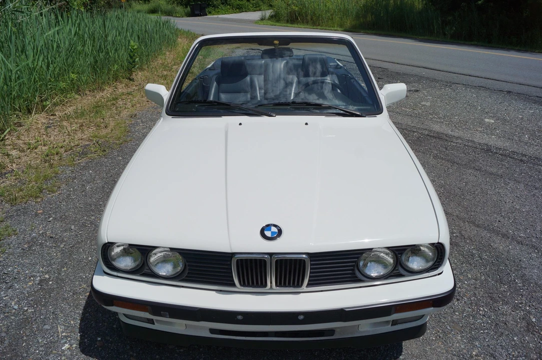 1992 BMW E30 3 Series - Image 2 of 31