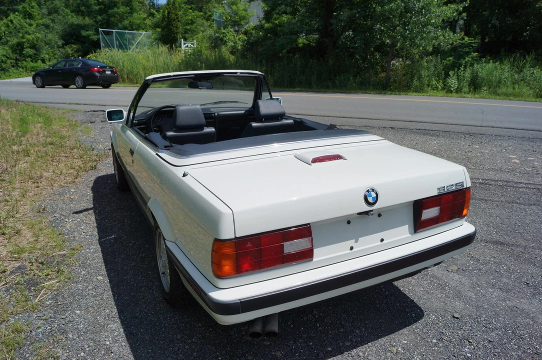 1992 BMW E30 3 Series - Image 10 of 31