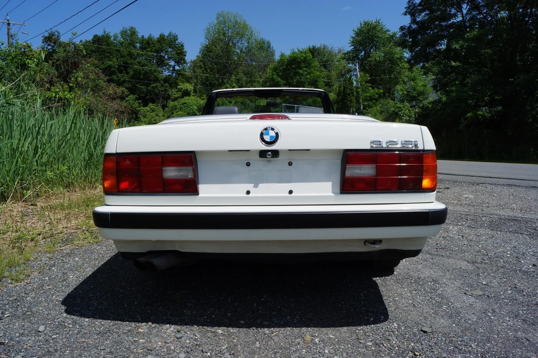1992 BMW E30 3 Series - Image 13 of 31