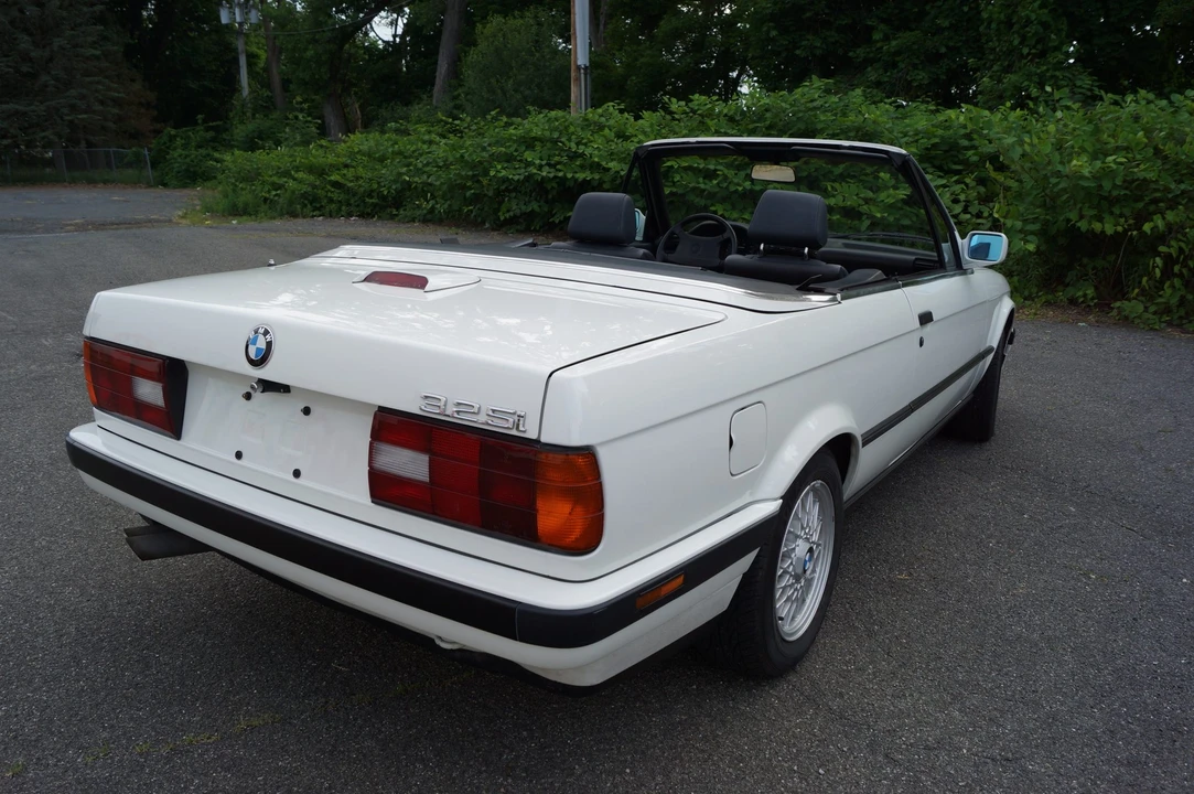 1992 BMW E30 3 Series - Image 14 of 31