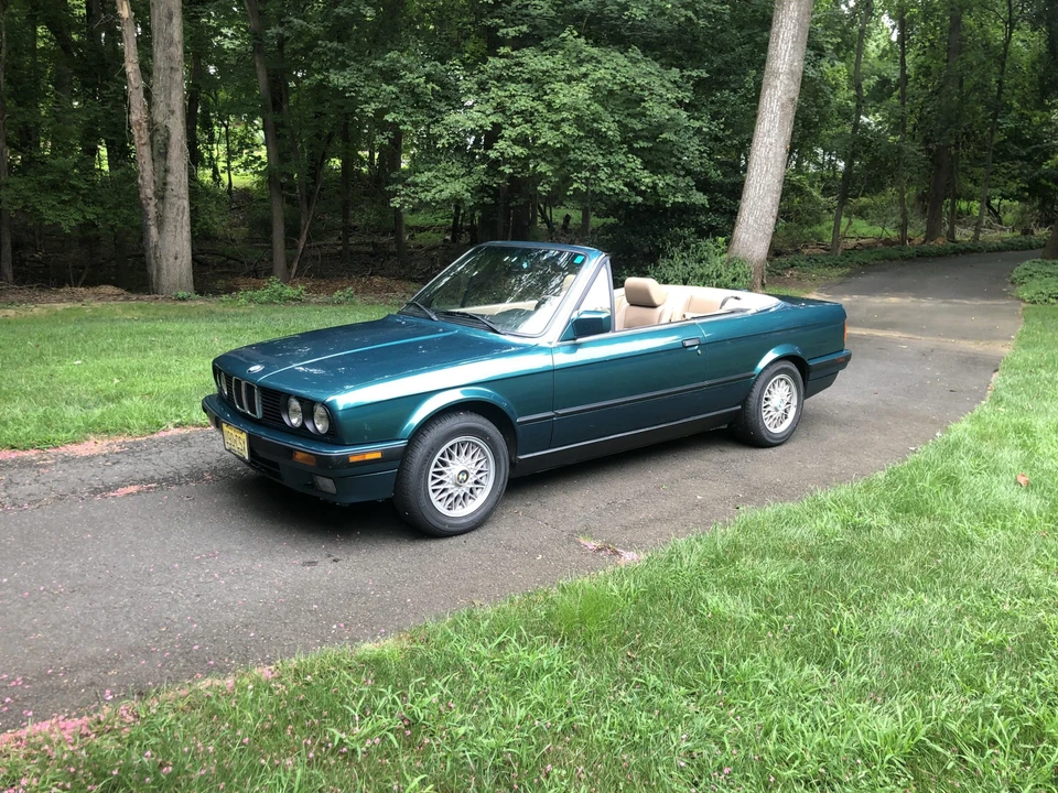 1992 BMW E30 3 Series - Image 2 of 31