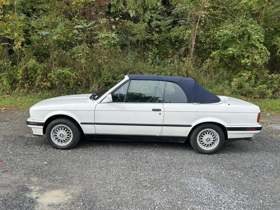 1992 BMW E30 3 Series - Image 3 of 31