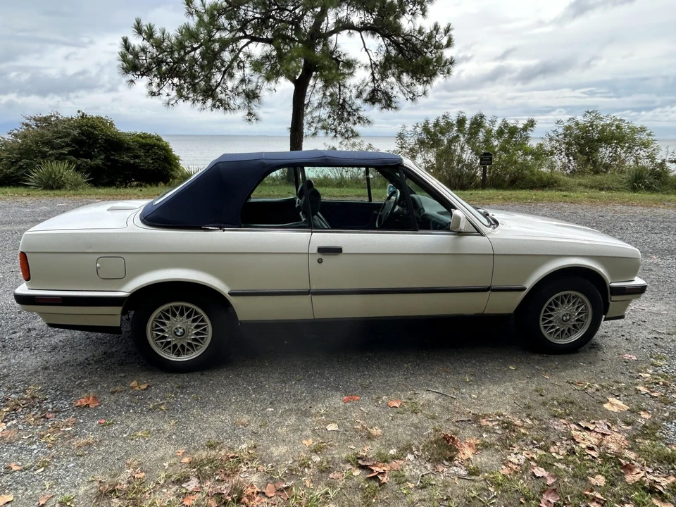 1992 BMW E30 3 Series - Image 9 of 31