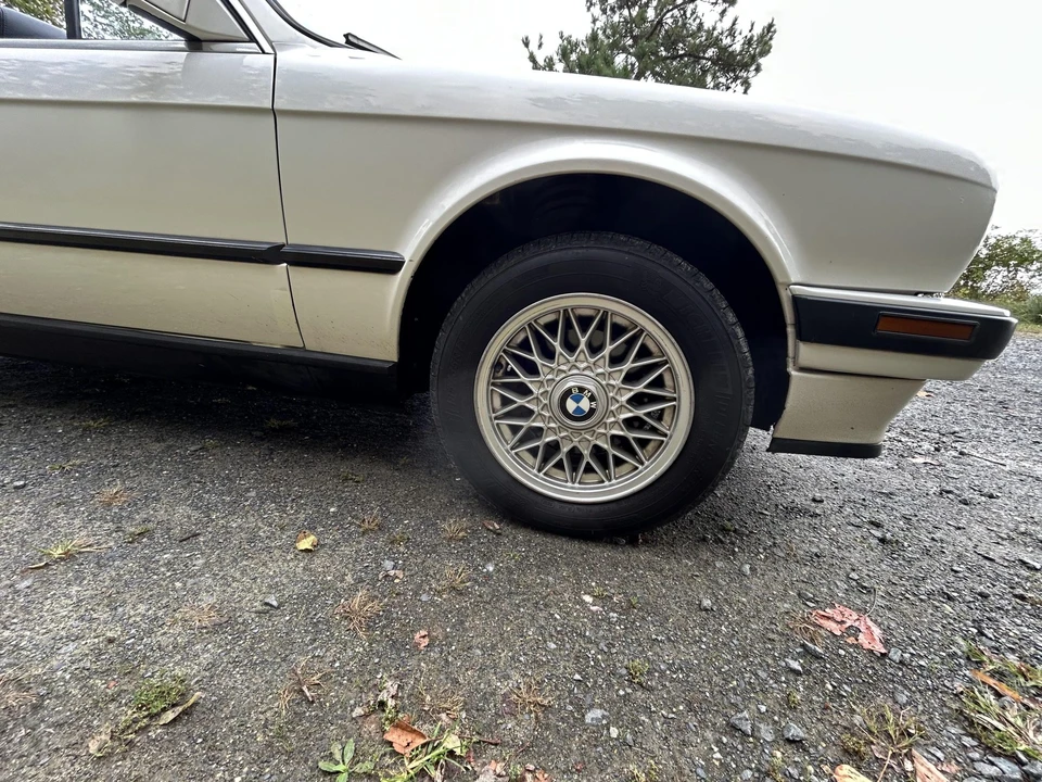 1992 BMW E30 3 Series - Image 28 of 31
