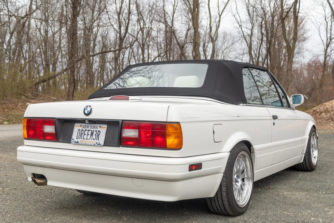 1992 BMW E30 3 Series - Image 11 of 31