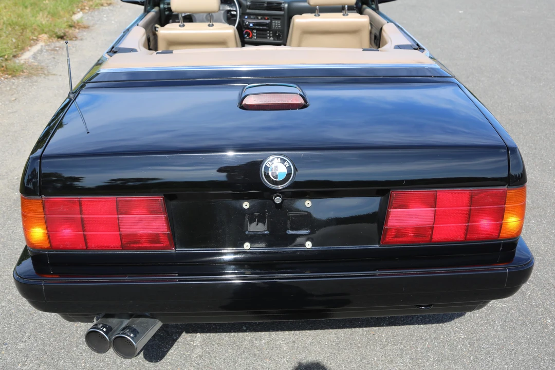 1992 BMW E30 3 Series - Image 11 of 31