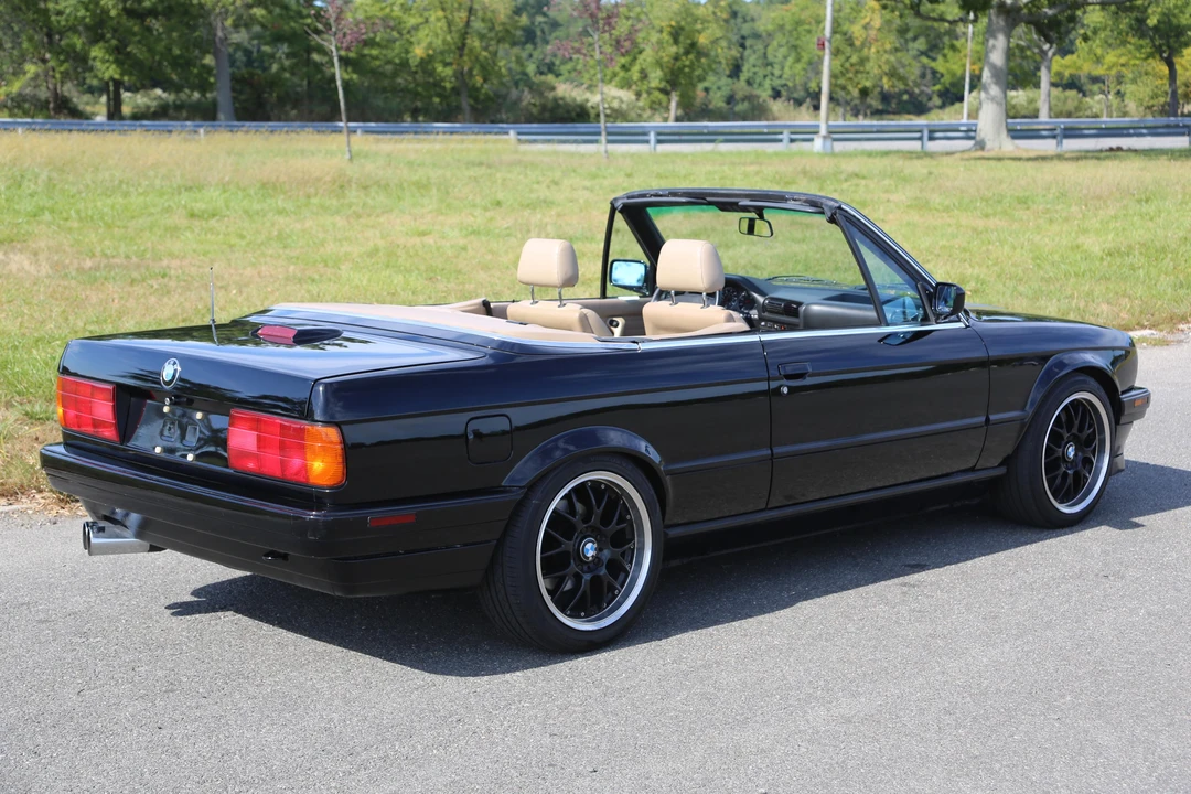 1992 BMW E30 3 Series - Image 12 of 31