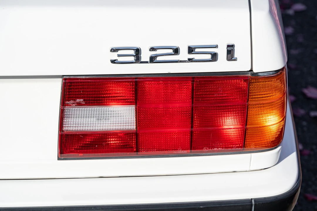 1992 BMW E30 3 Series - Image 29 of 31