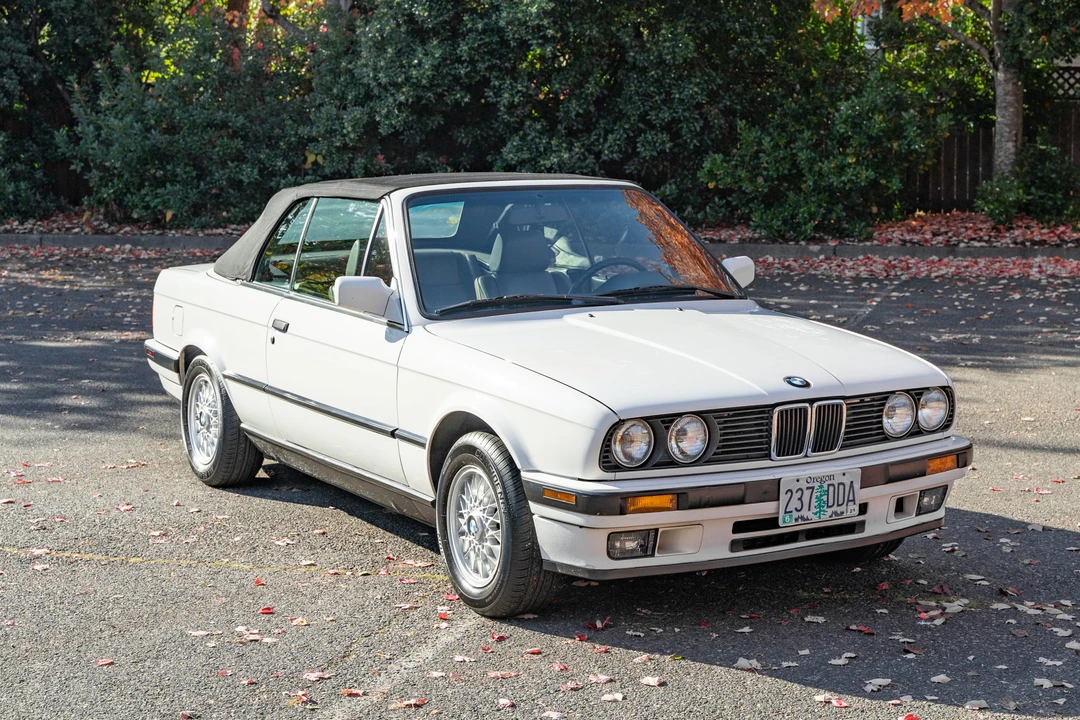 1992 BMW E30 3 Series - Image 2 of 31