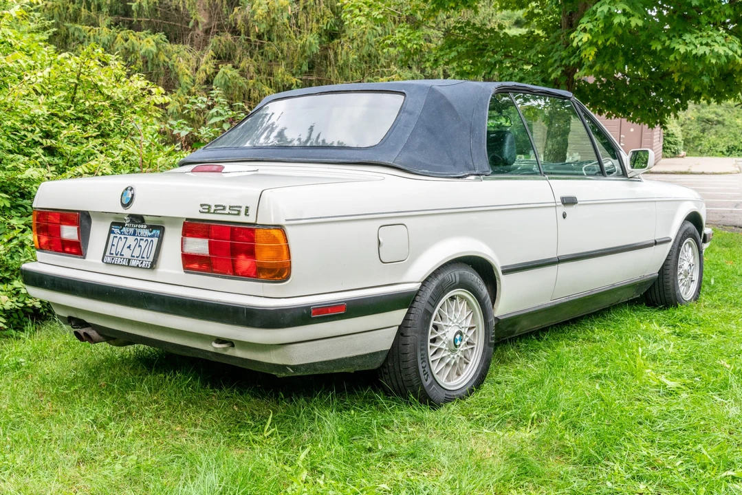 1992 BMW E30 3 Series - Image 10 of 31