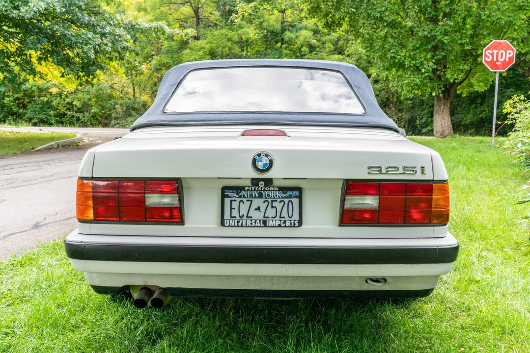 1992 BMW E30 3 Series - Image 9 of 31